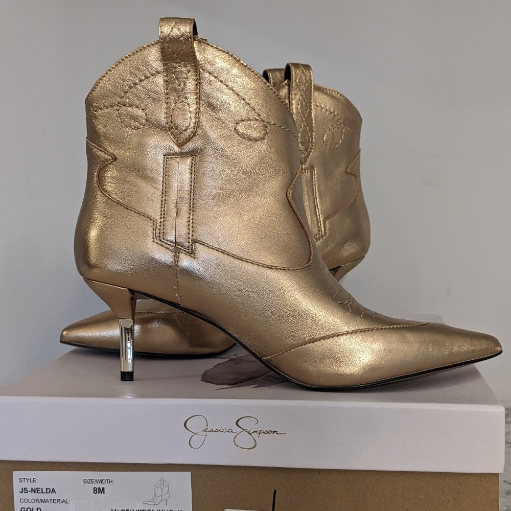 Gold metallic leather Jessica Simpson Western booties size 8 .